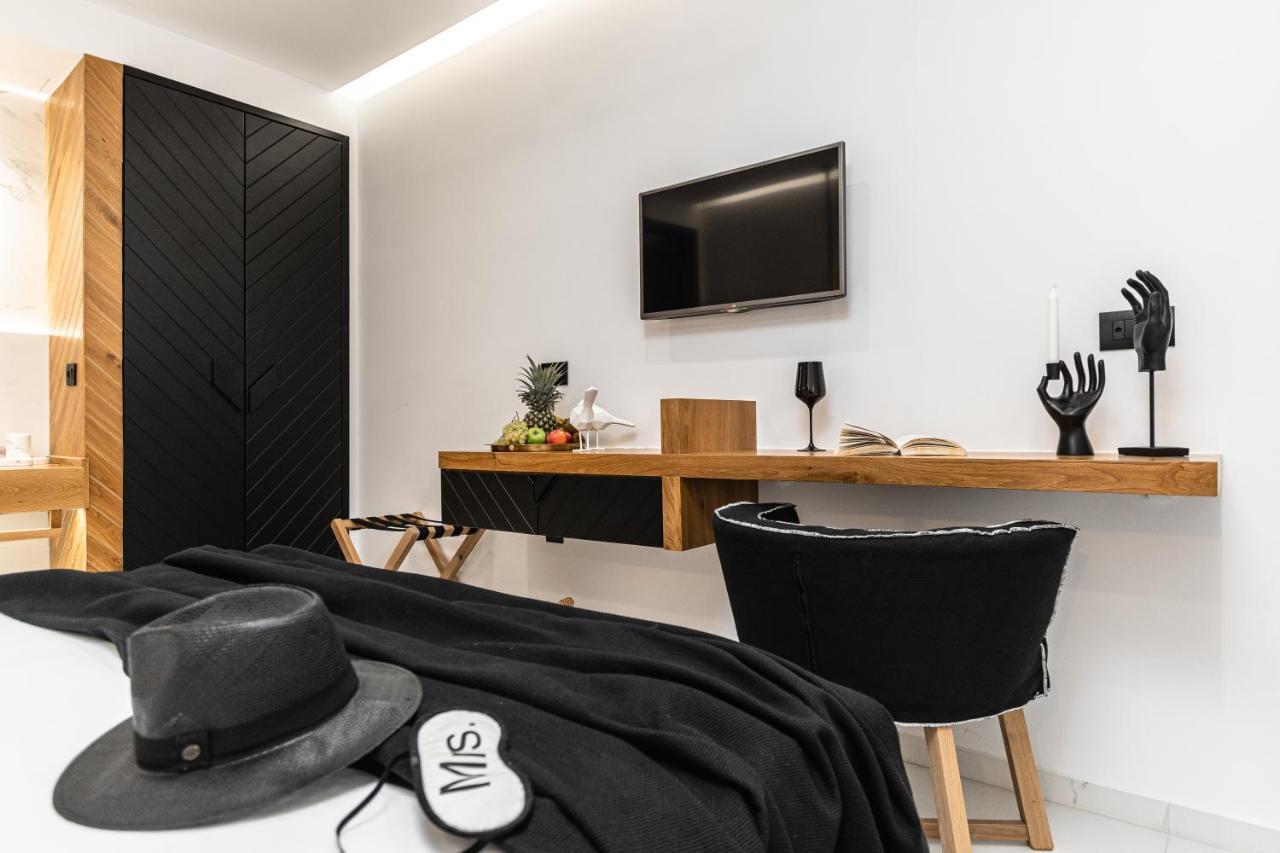 Hotel Palatia Naxos City ภายนอก รูปภาพ