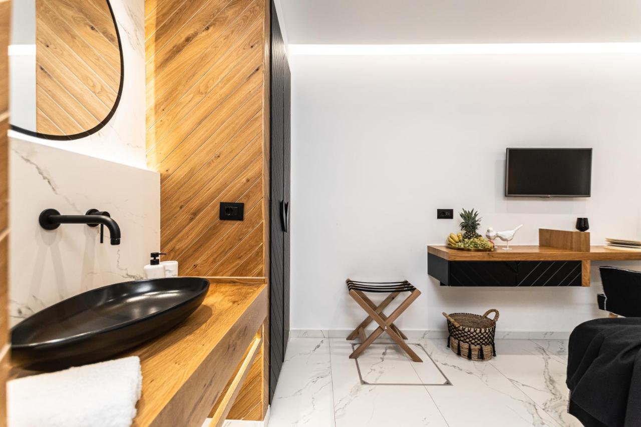 Hotel Palatia Naxos City ภายนอก รูปภาพ