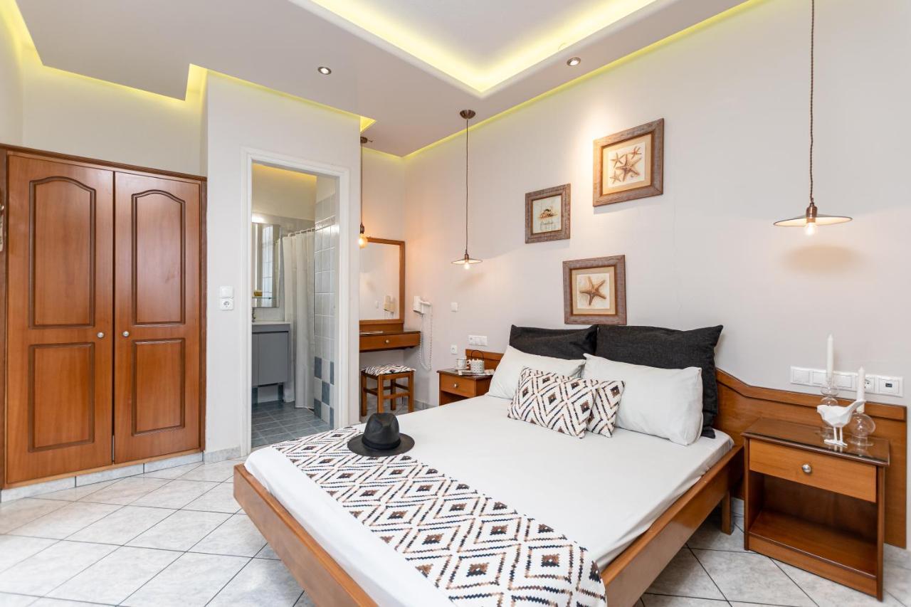 Hotel Palatia Naxos City ภายนอก รูปภาพ