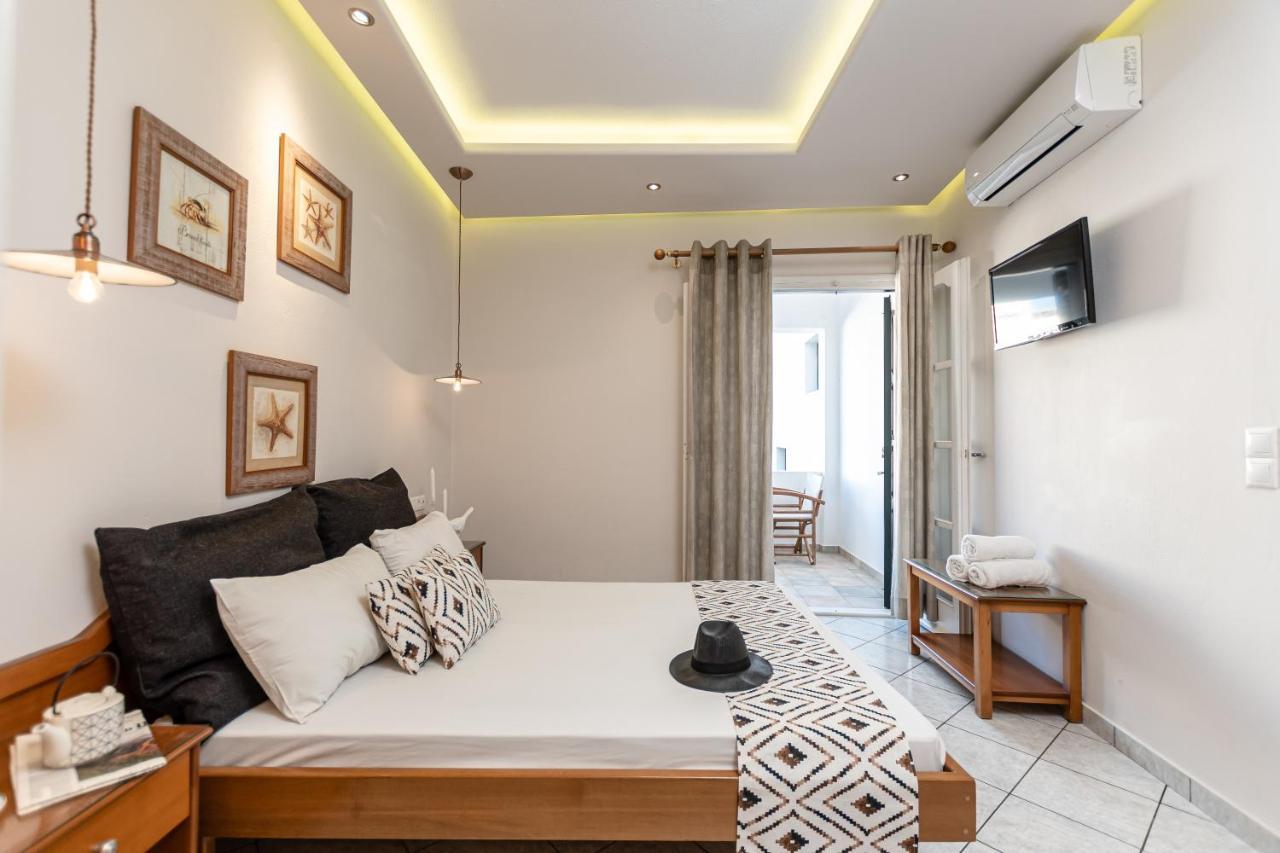 Hotel Palatia Naxos City ภายนอก รูปภาพ