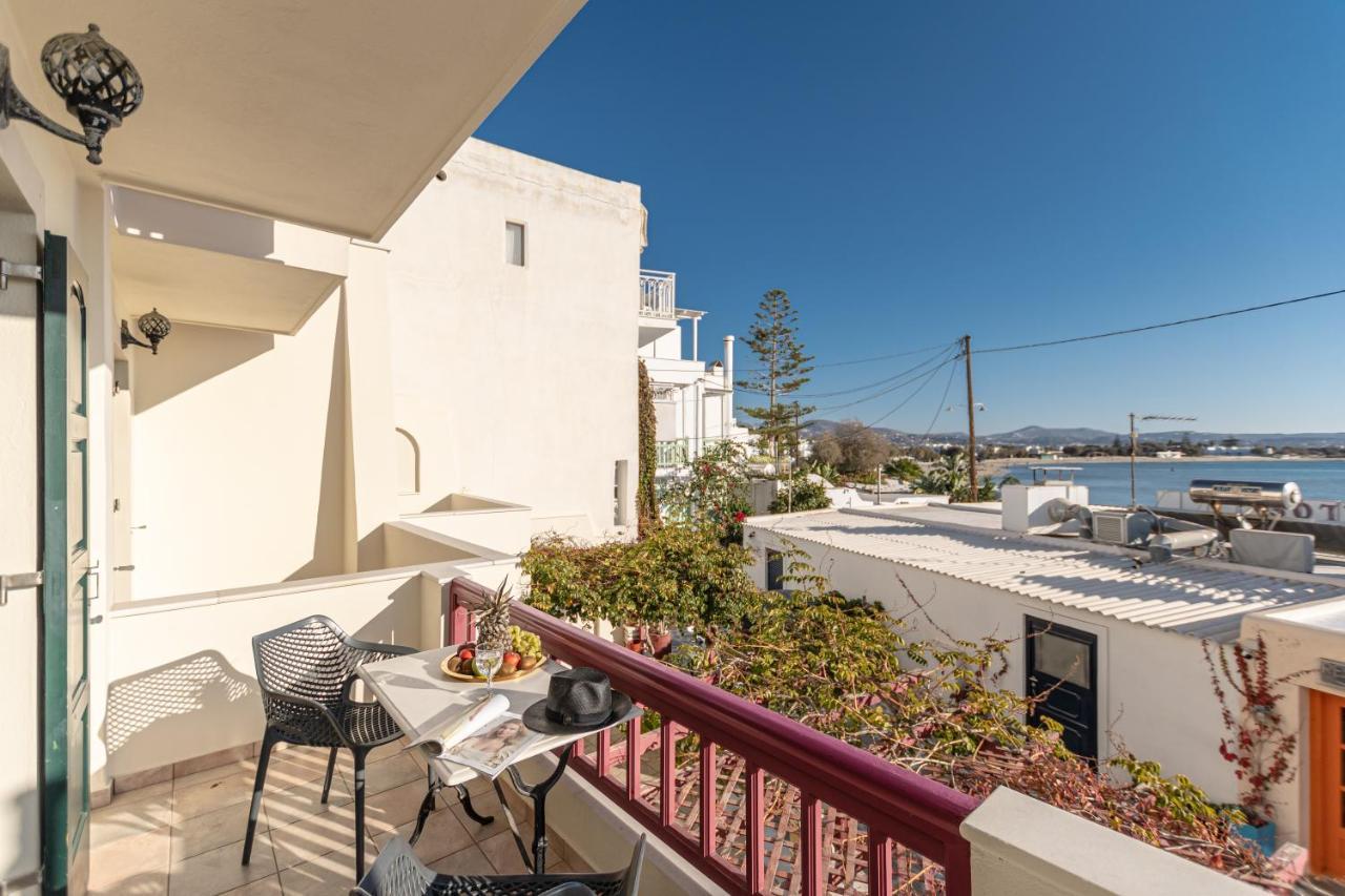 Hotel Palatia Naxos City ภายนอก รูปภาพ