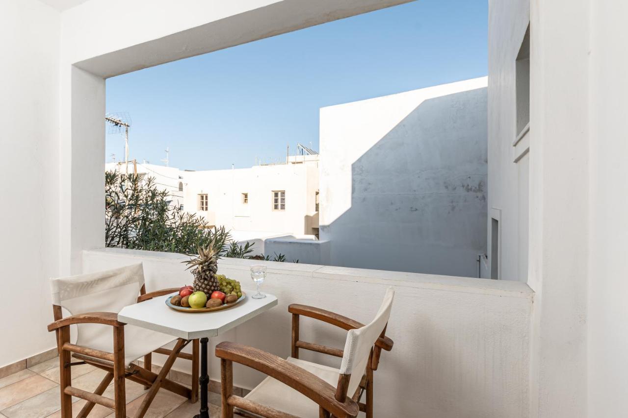 Hotel Palatia Naxos City ภายนอก รูปภาพ