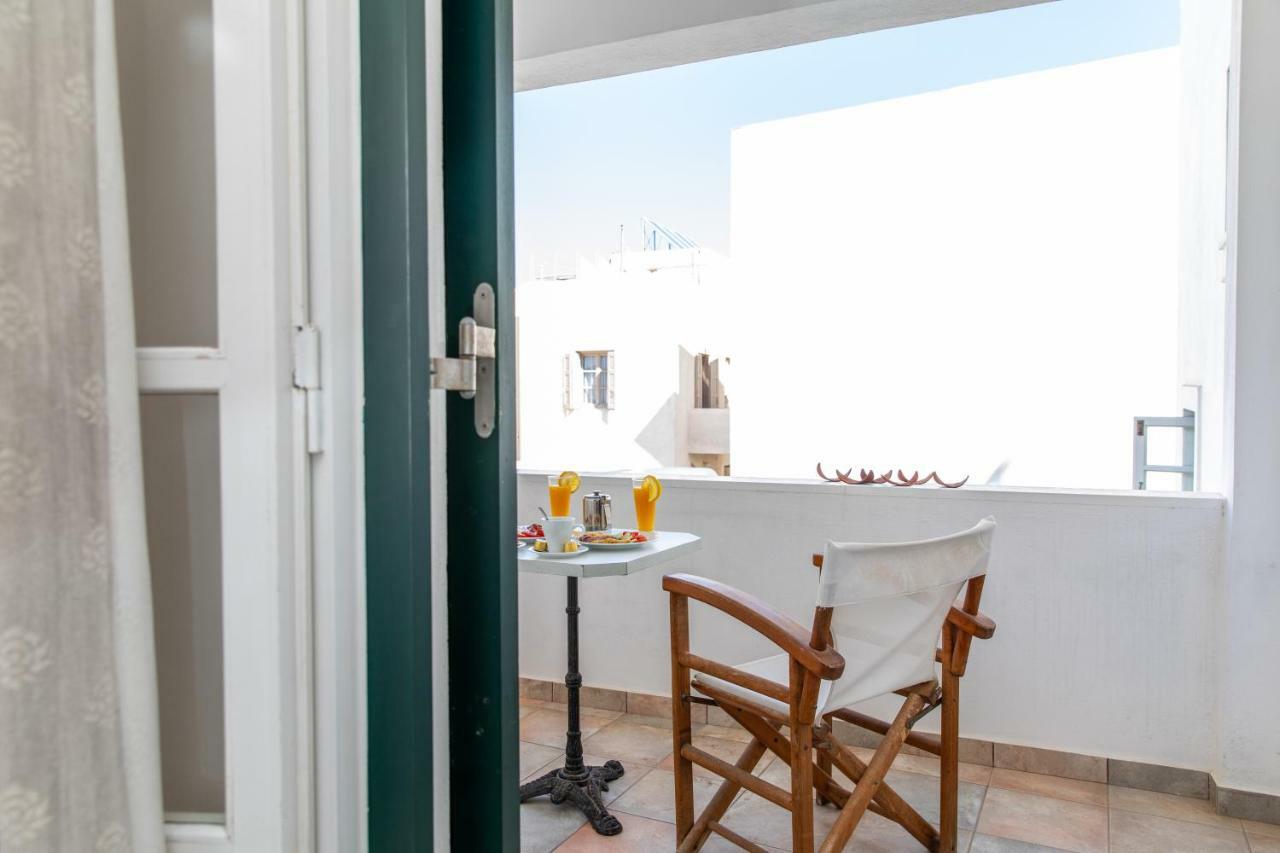 Hotel Palatia Naxos City ภายนอก รูปภาพ